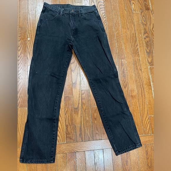 Dennim gold
Men's Classic Black Straight Jeans - Picture 11 of 11